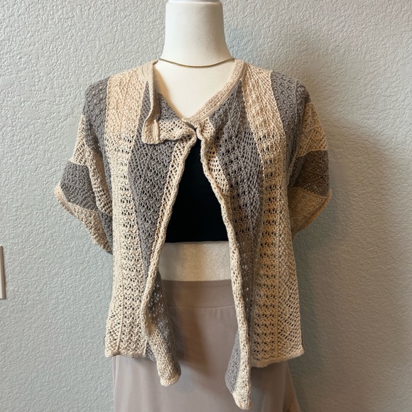 Route 66 Sweaters - Route 66 Women's Knit Cardigan in Gray and Cream Size M